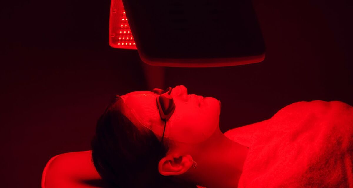 Red Light Therapy for Chronic Pain & Injuries | Rochester, MN